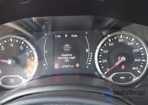 2017 Jeep Renegade Latitude Fwd z USA, uszkodzony, nr VIN ZACCJABB2HPF37926